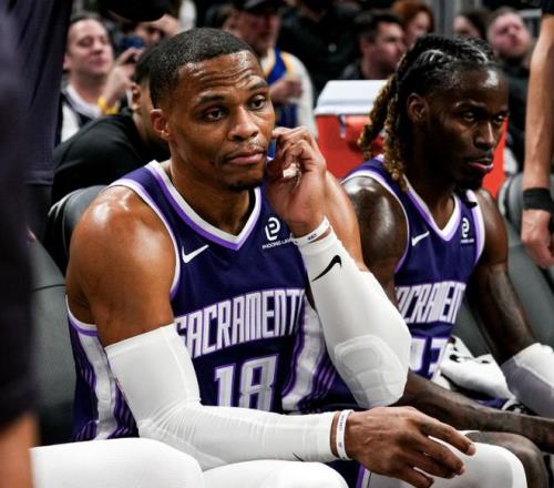 厄洛克士邦,与尤姆尼耶,士邦,FB体育平台,FB体育官方网站,FB体育登录入口,FB体育app下载